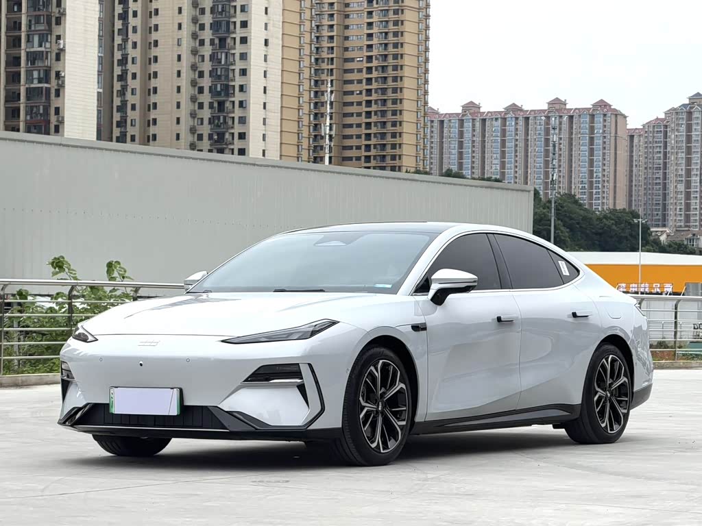 Geely Galaxy E8