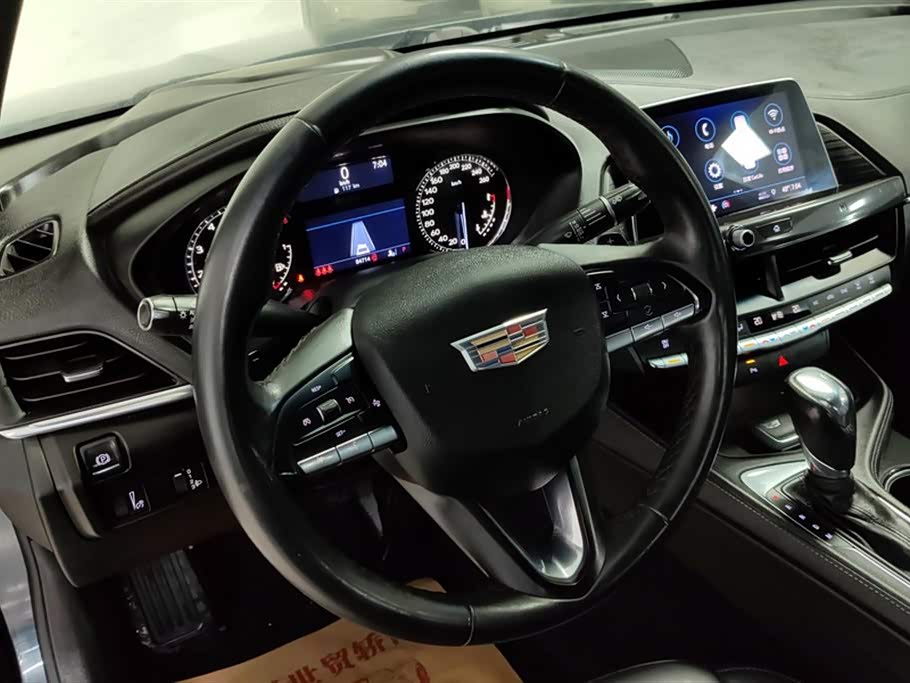 Cadillac CT4