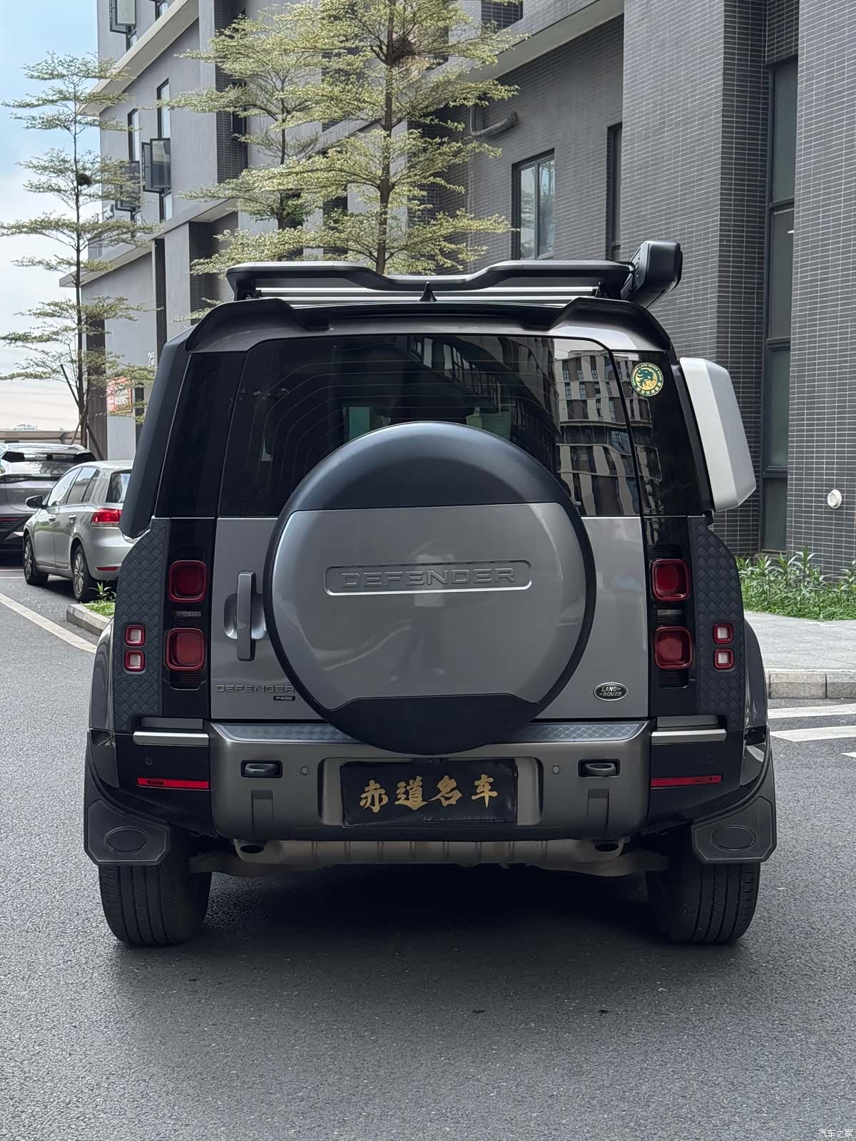Land Rover Defender, 2021 все фото