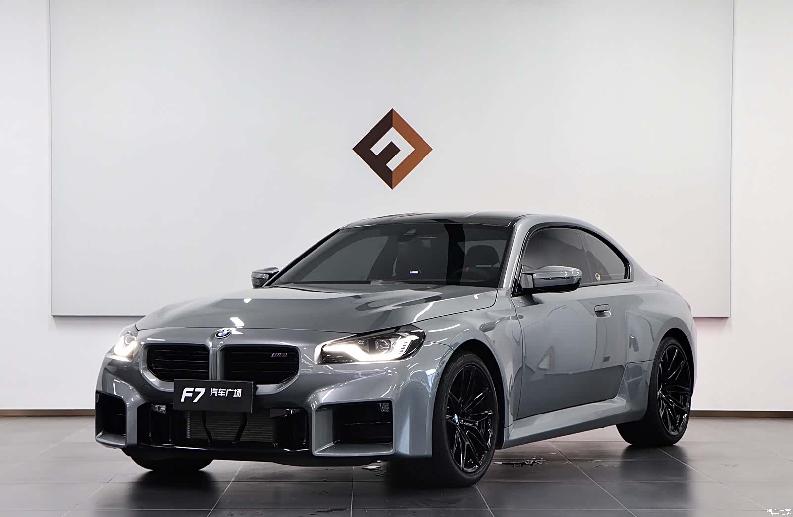 BMW M2, 2026 1