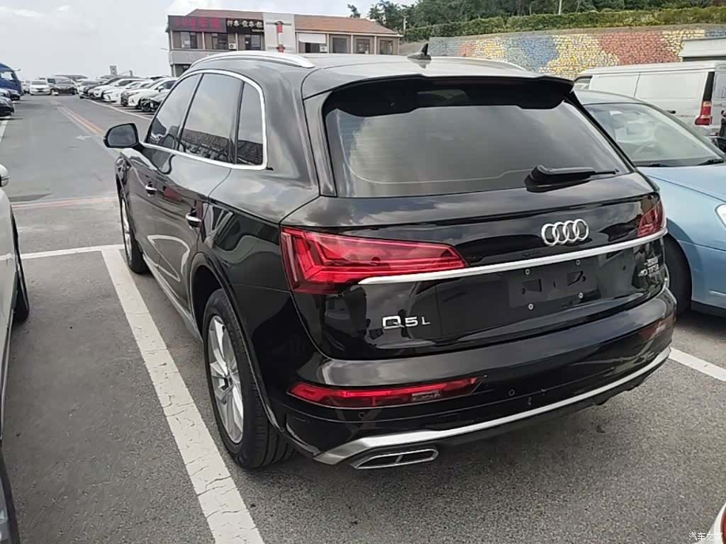 Audi Q5L, 2021 все фото