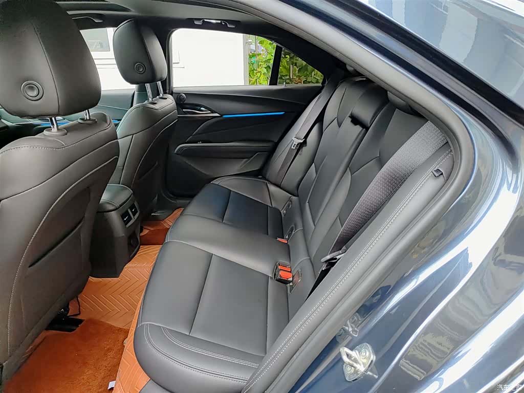 Cadillac CT4, 2020 8