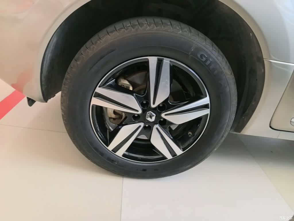 Renault BOSE, 2016 23