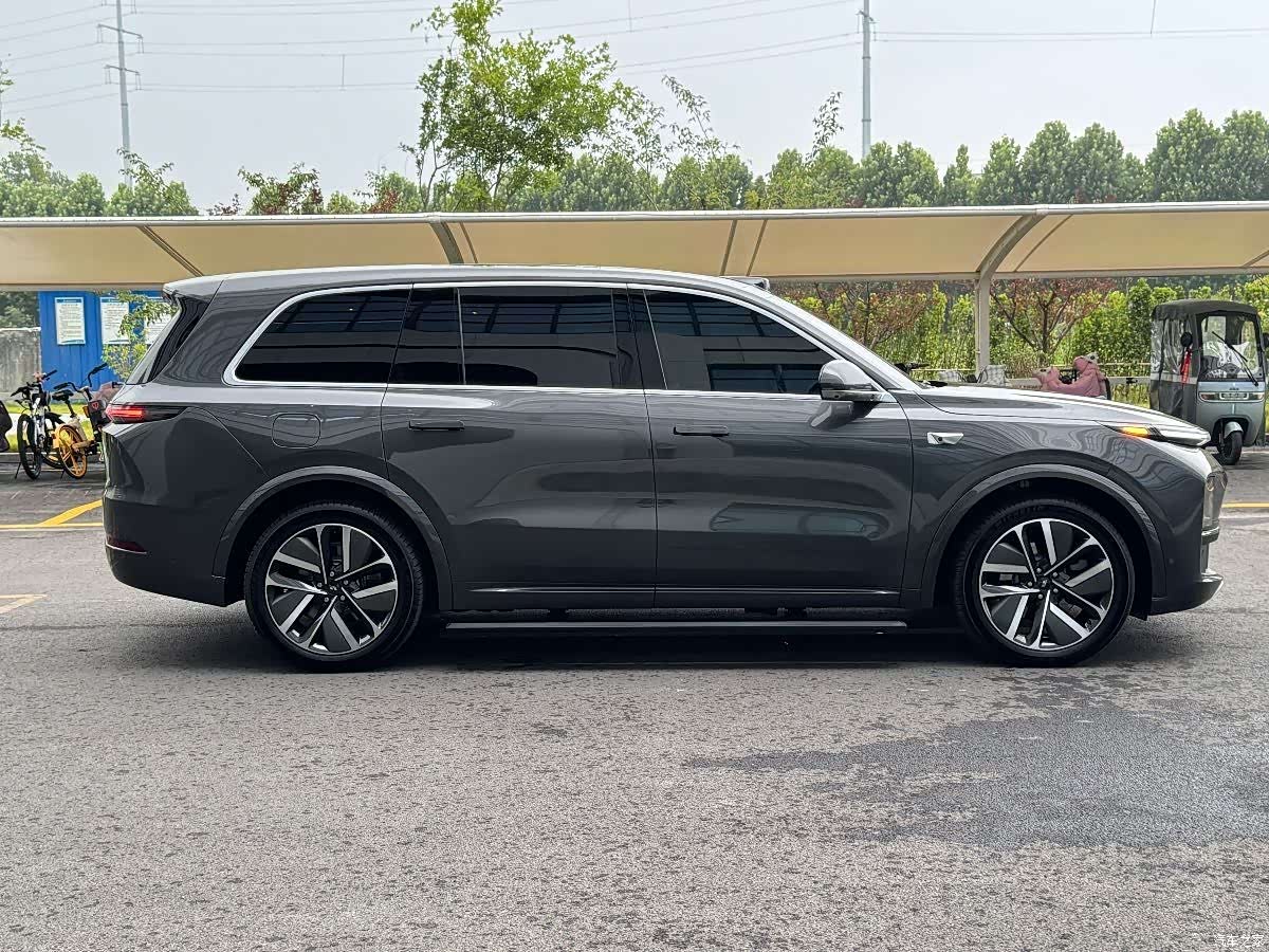 Li Auto L9, 2024 4