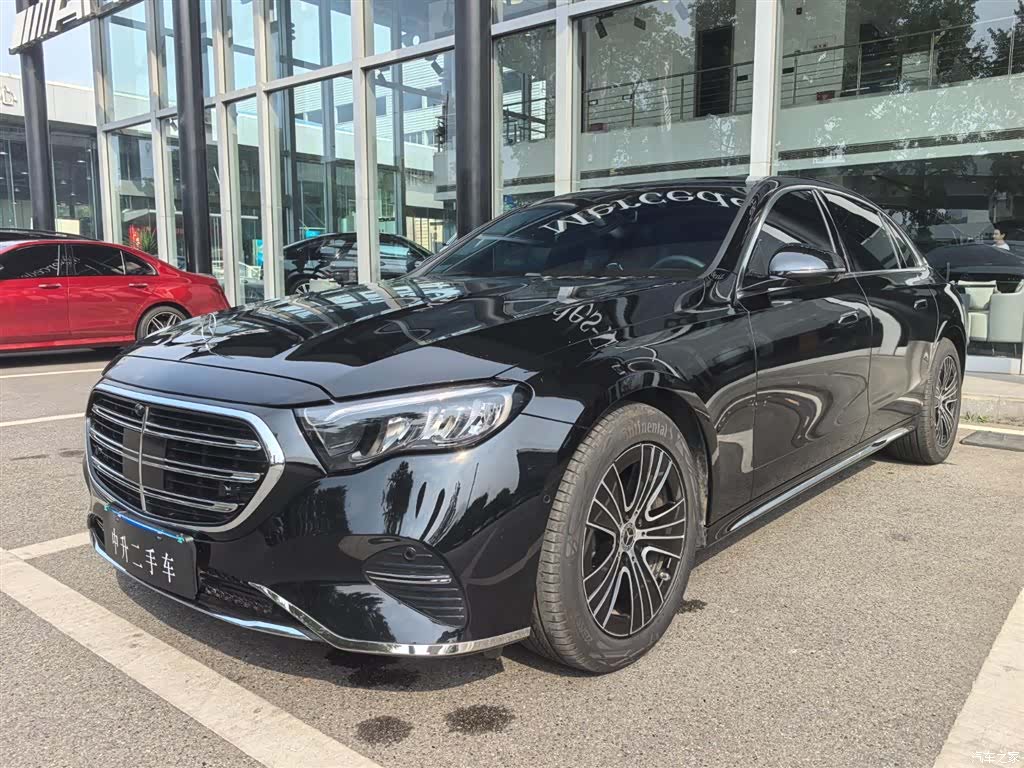 Mercedes-Benz E-Class, 2025 1