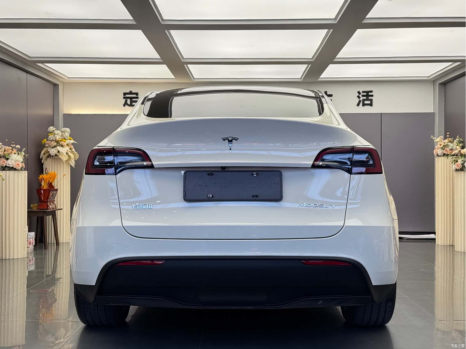 Tesla Model Y, 2023 13