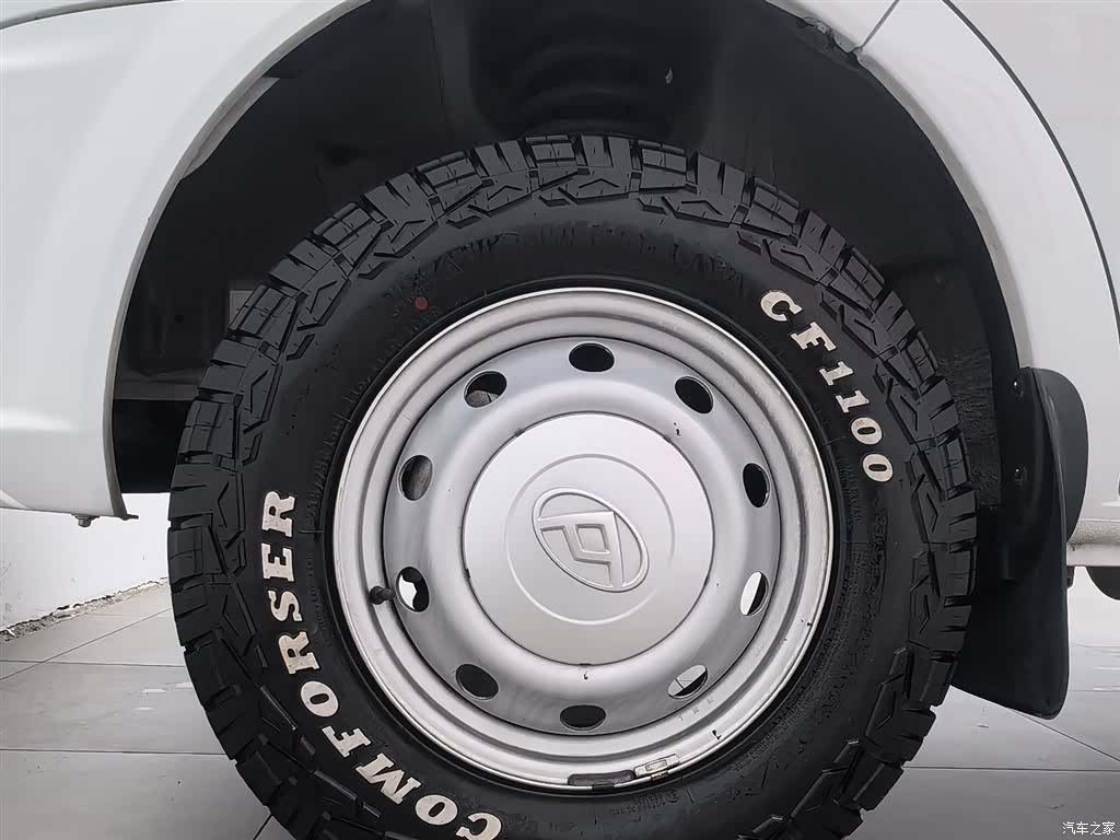 Maxus V80, 2022 17