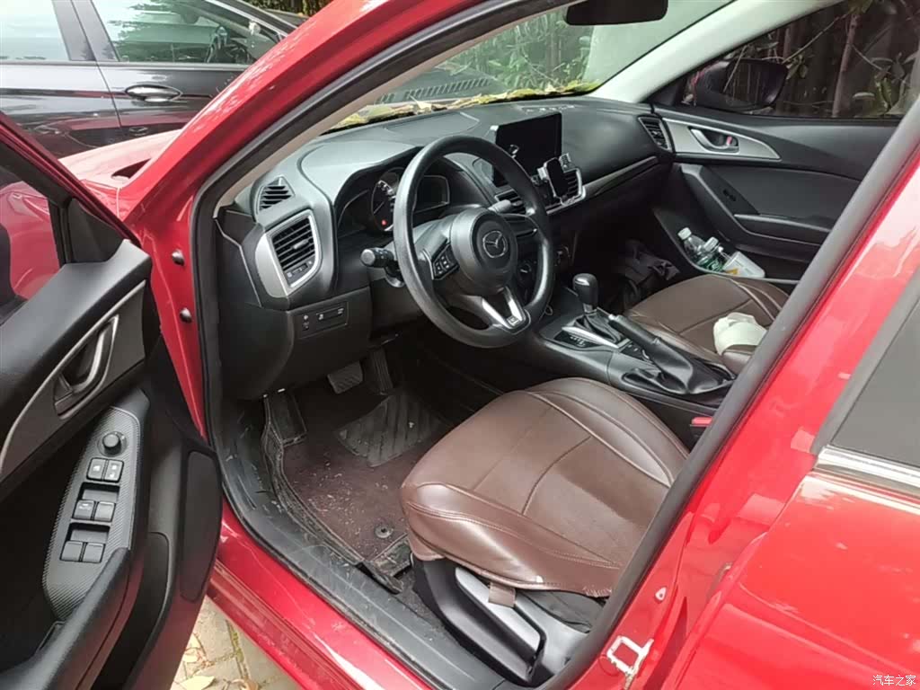Mazda Mazda3, 2020 16