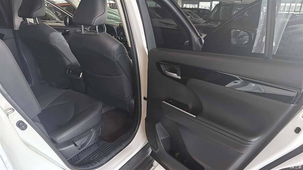 Toyota Highlander, 2022 7