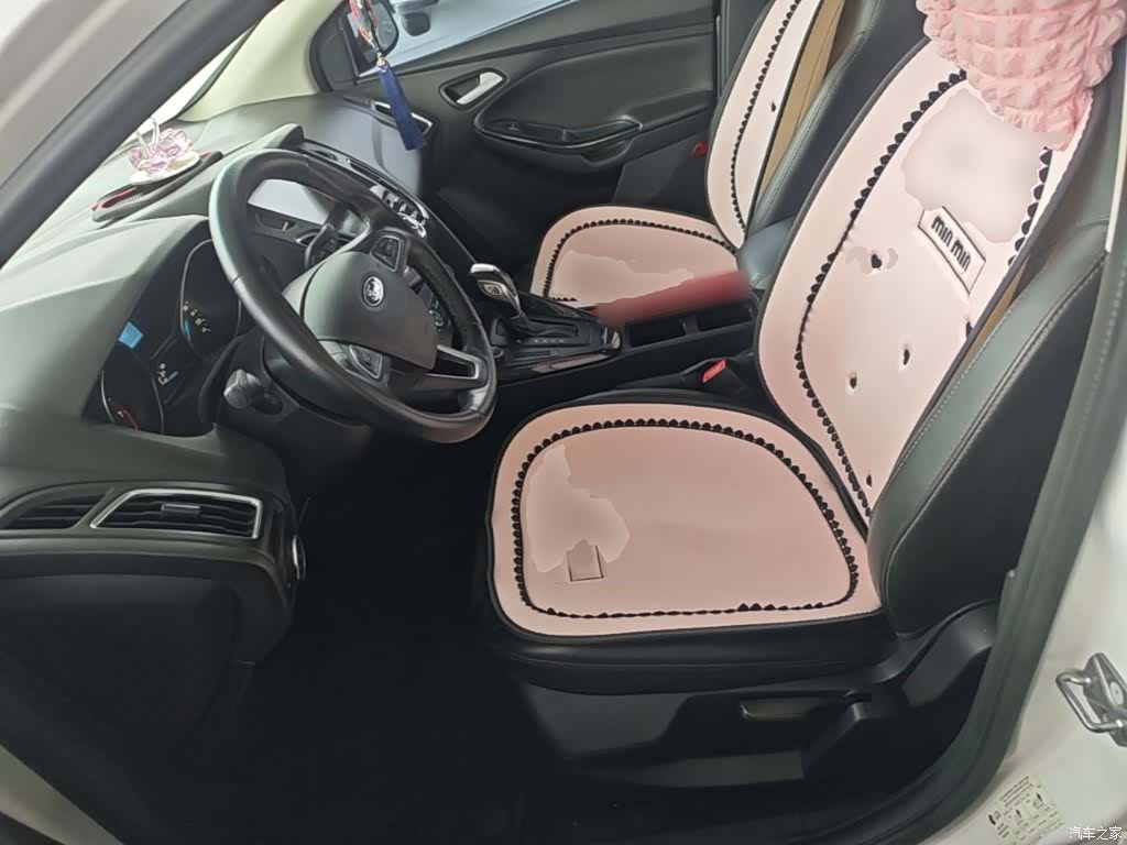 Ford Focus, 2018 15