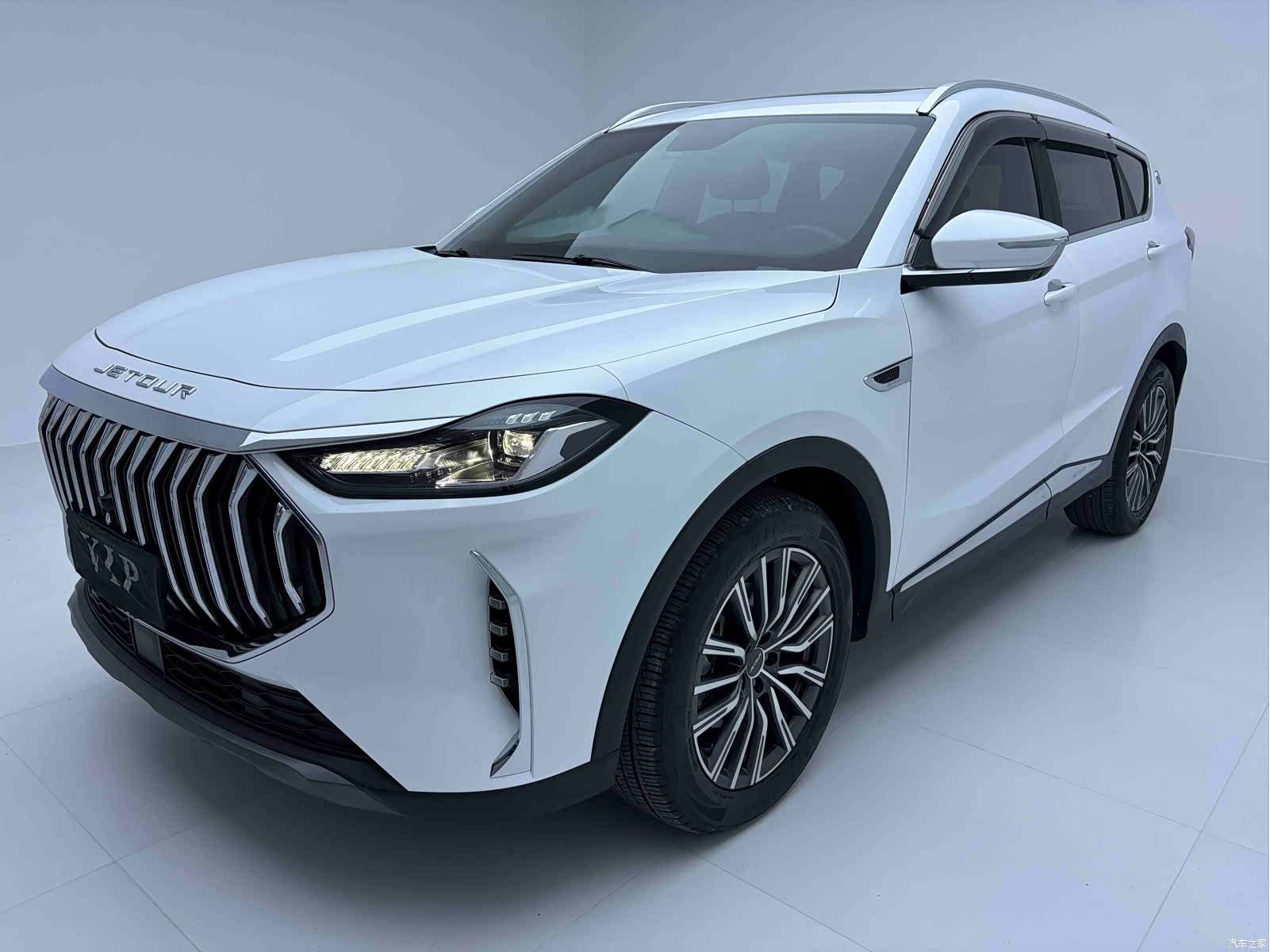 Jetour X70, 2023 1