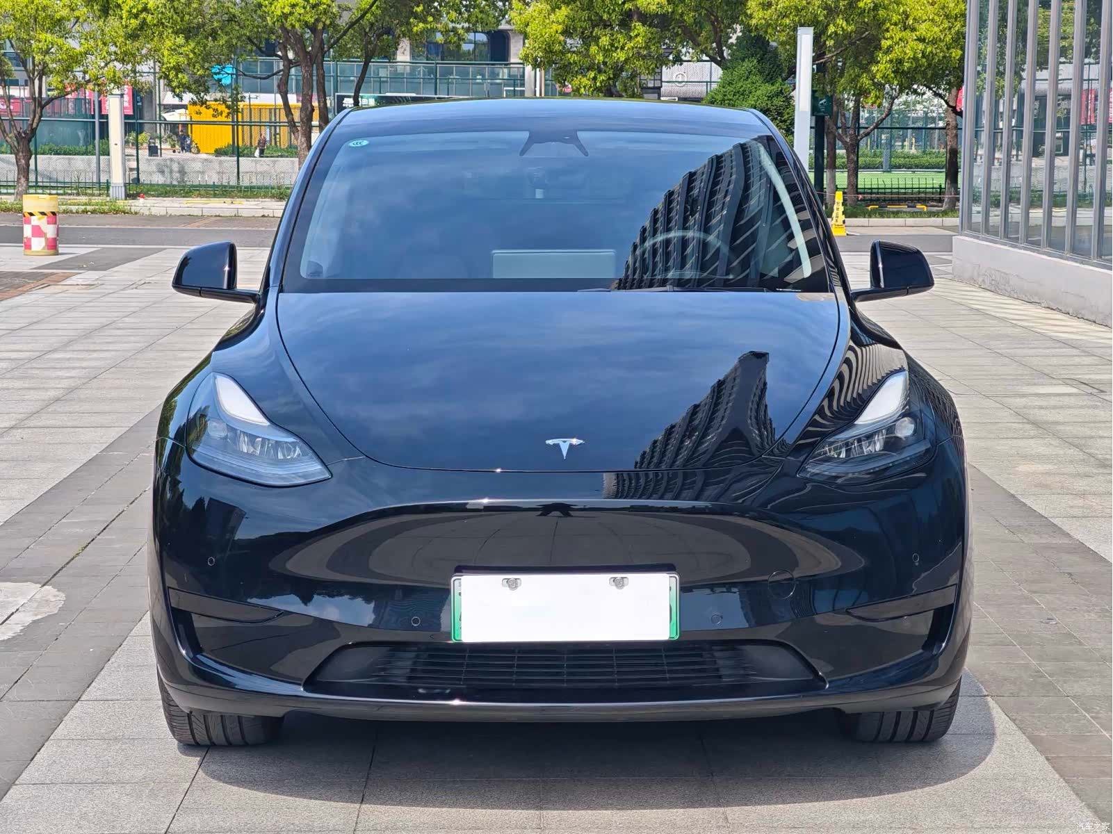 Tesla Model Y, 2023 2