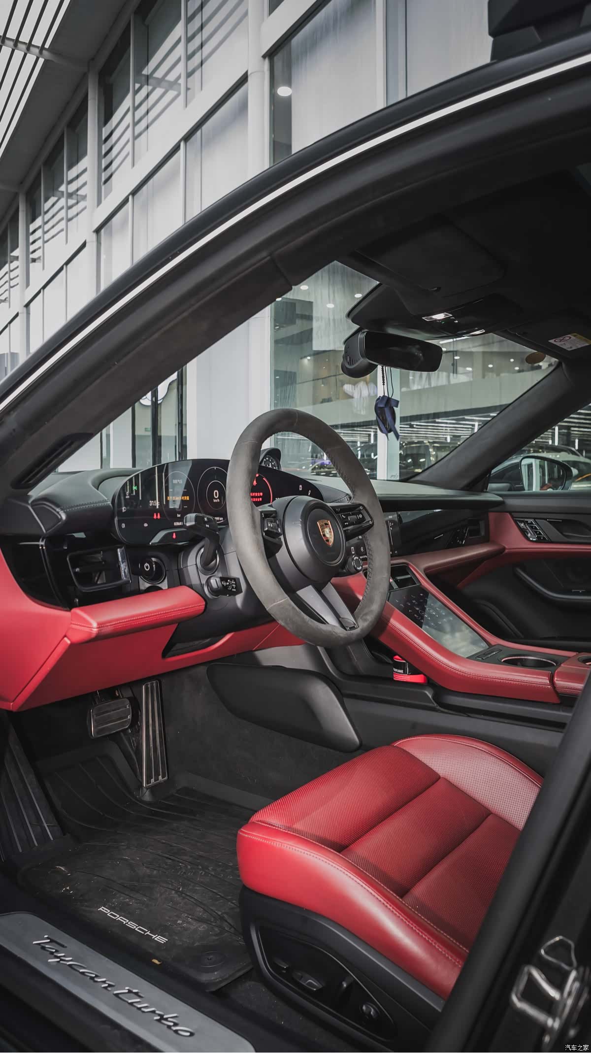 Porsche Taycan, 2020 6