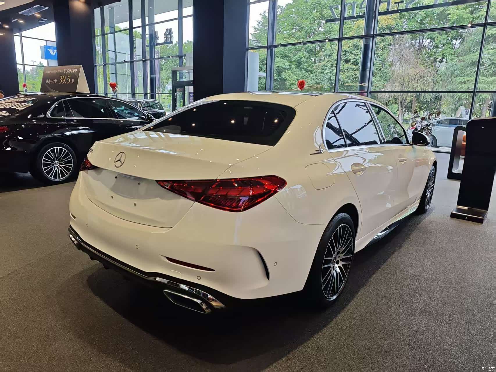 Mercedes-Benz C-Class, 2024 2