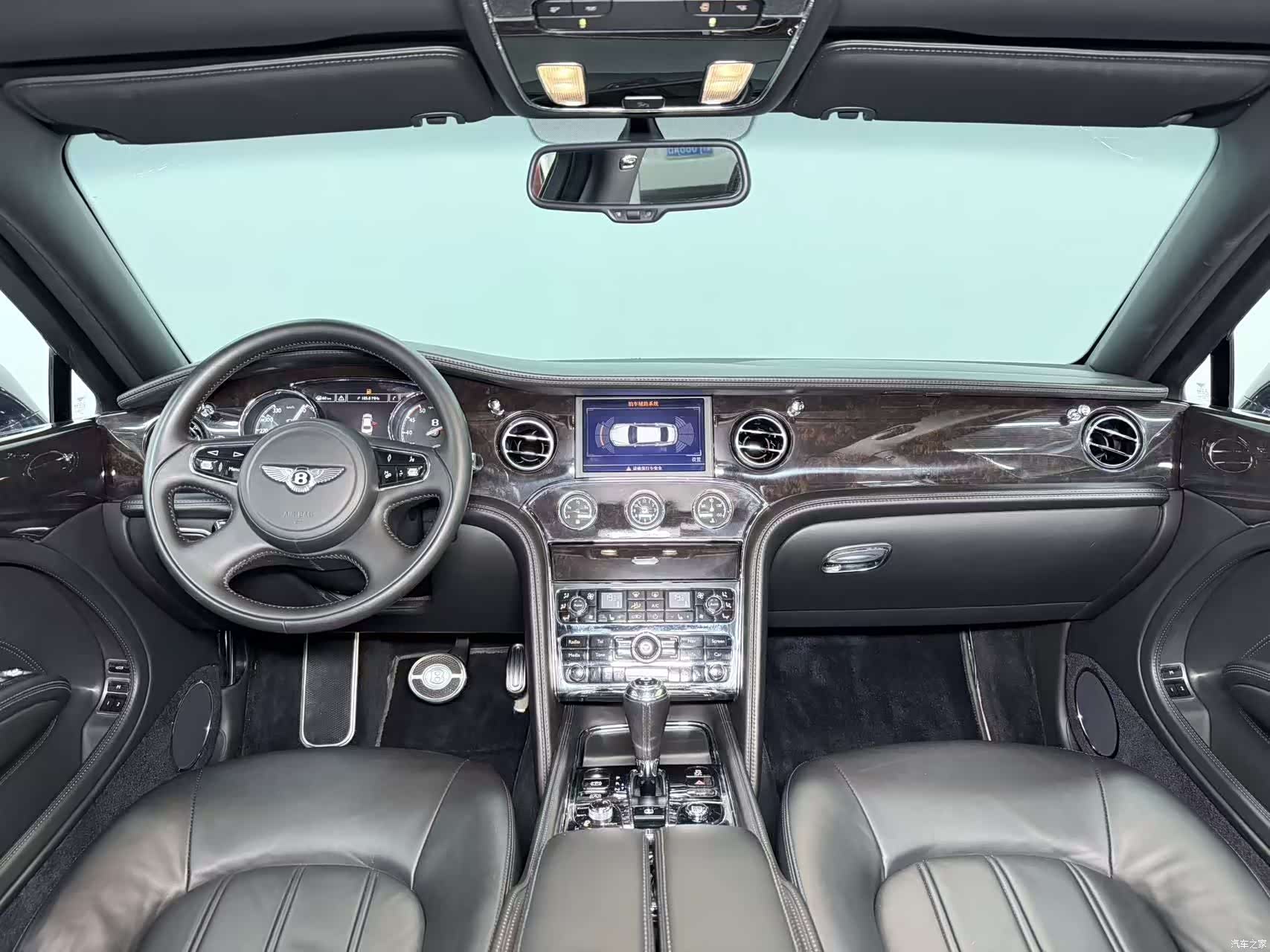 Bentley Mulsanne, 2015 8