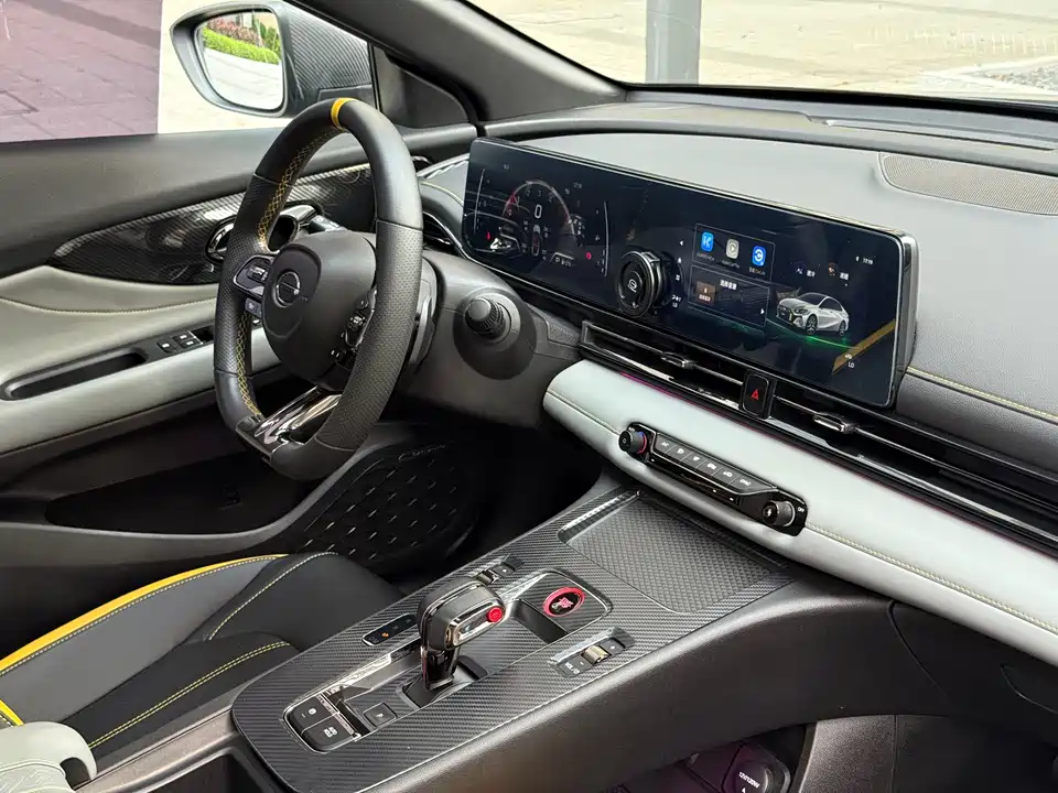 Trumpchi Shadow Leopard