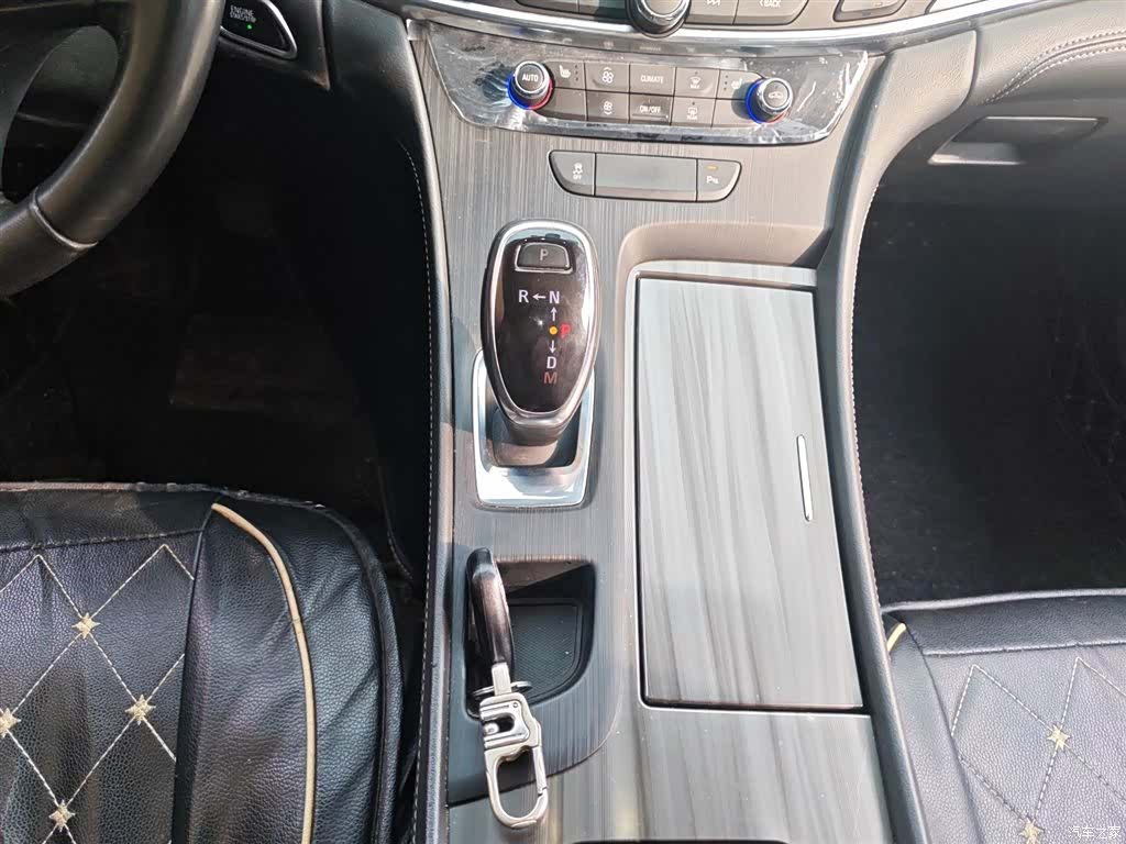Buick LaCrosse, 2022 14