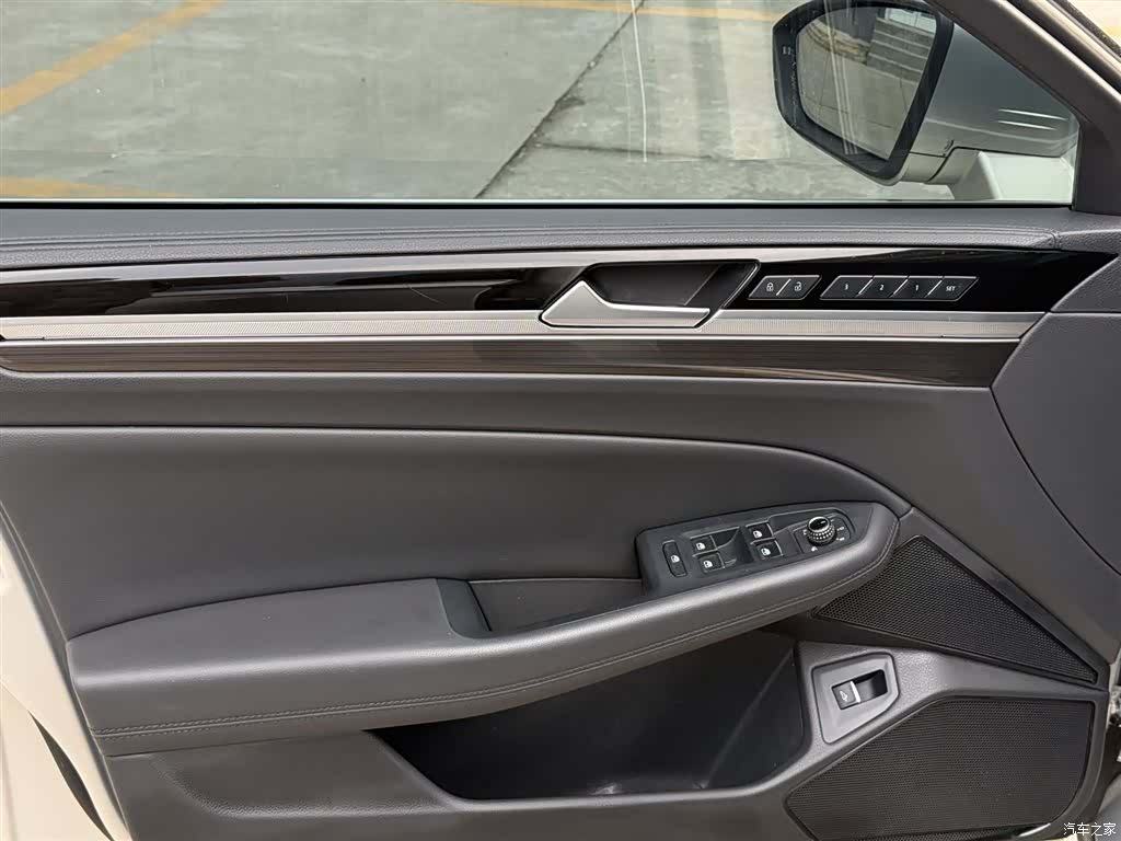 Volkswagen Phideon, 2018 11