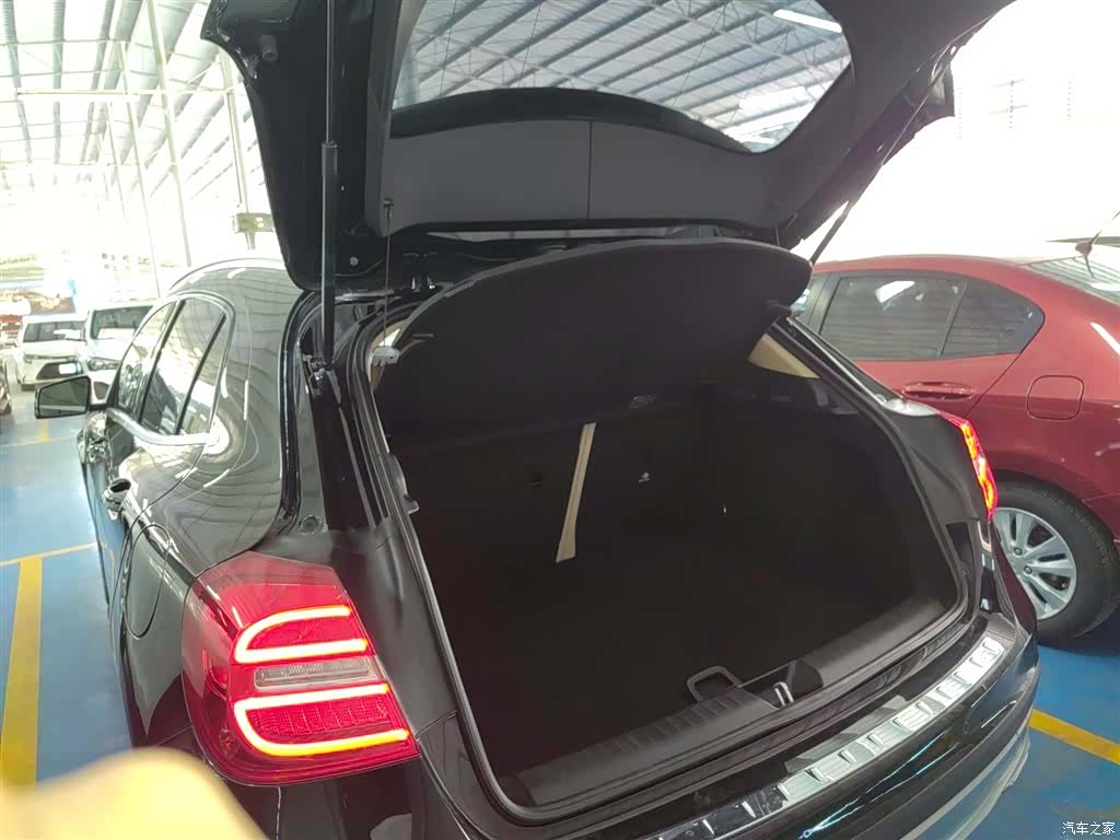 Mercedes-Benz GLA, 2017 19