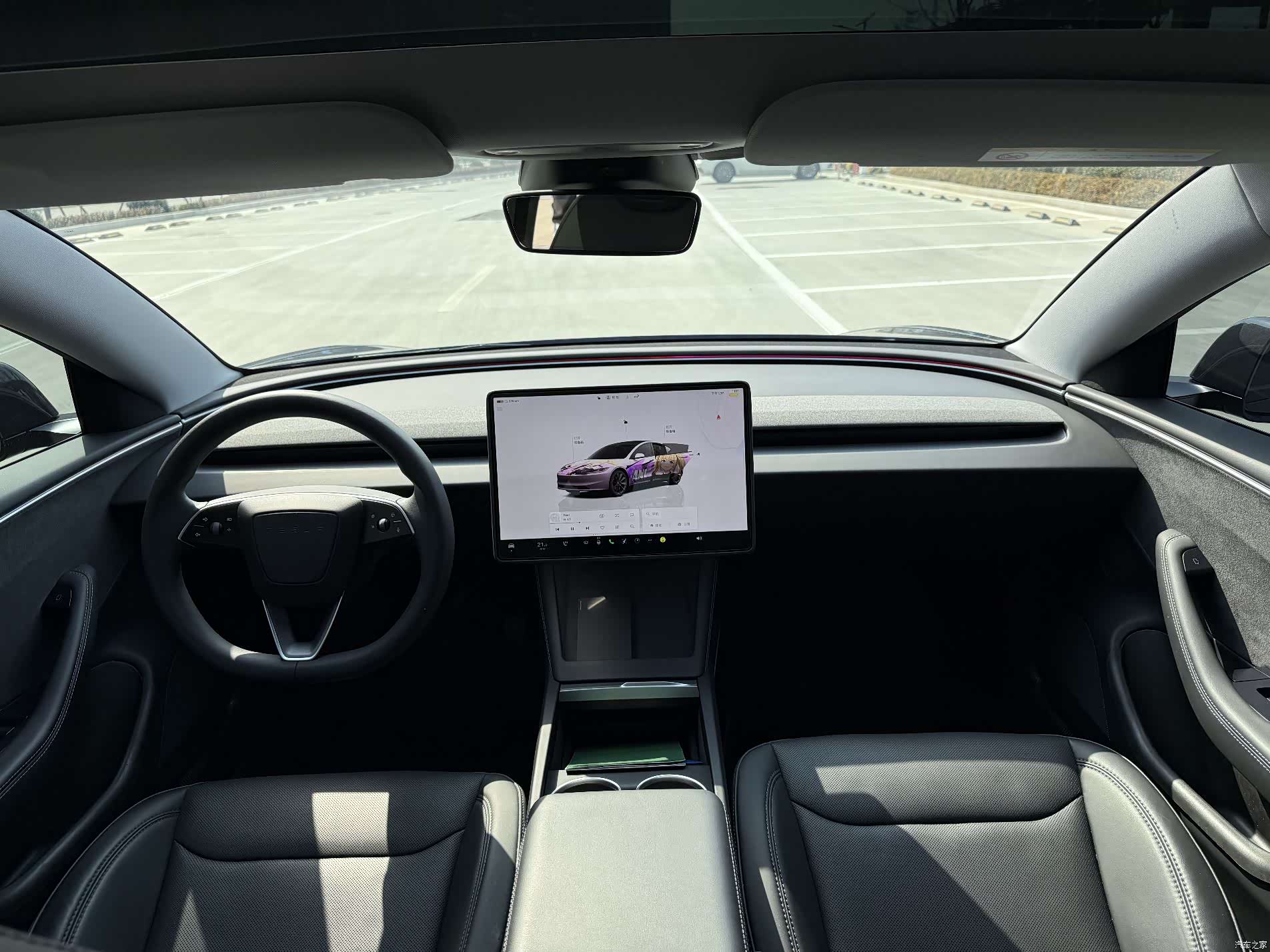 Tesla Model 3, 2025 9