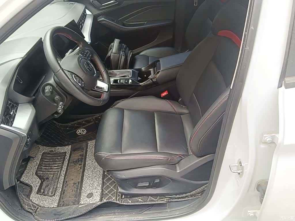 MG MG5, 2023 15