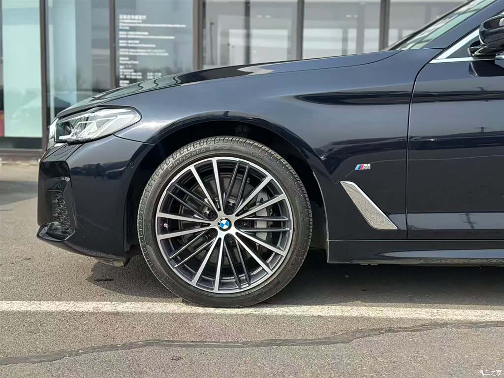 BMW 5 Series, 2021 4