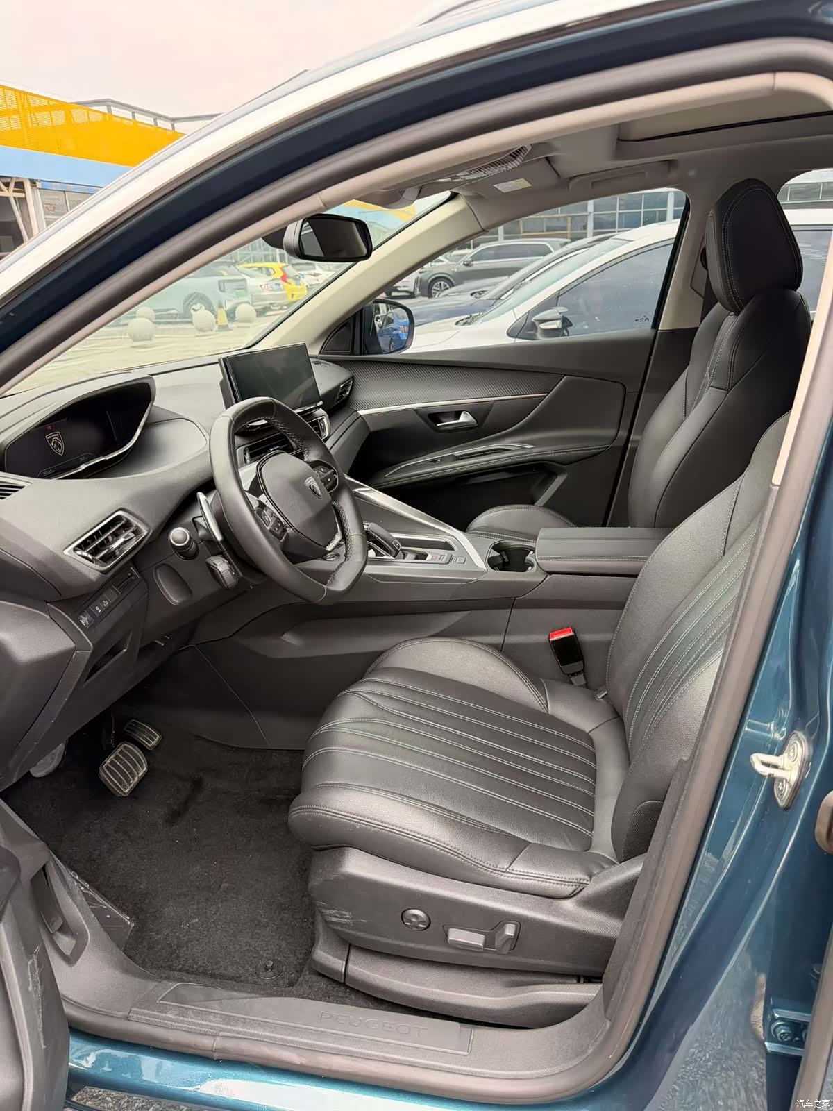 Peugeot 5008, 2023 4
