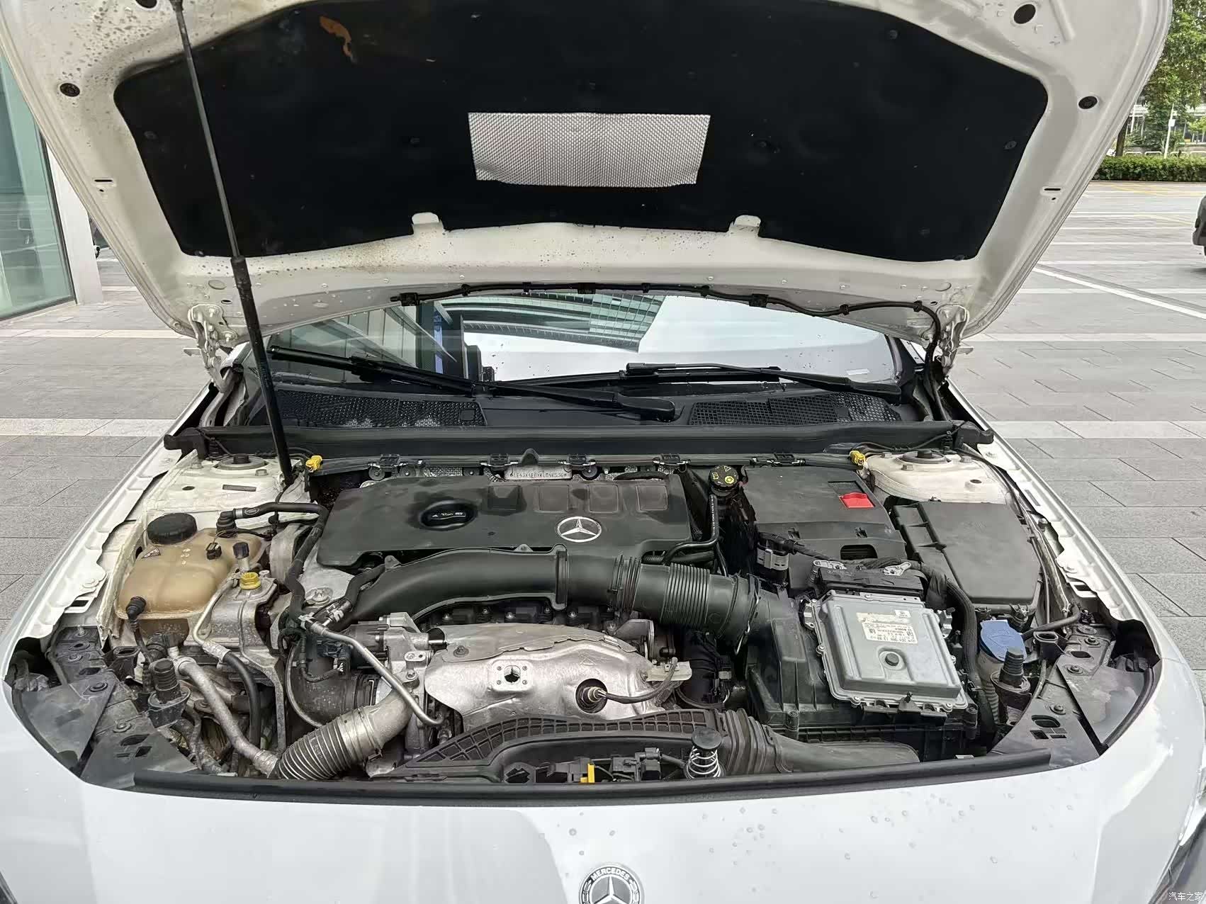 Mercedes-Benz A-Class, 2019 14