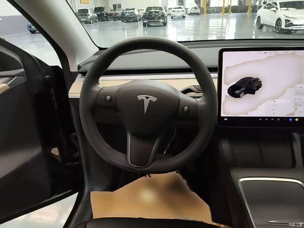Tesla Model Y, 2023 11