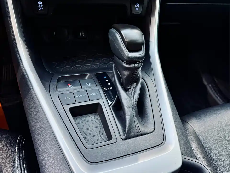 Toyota RAV4 Rongfang