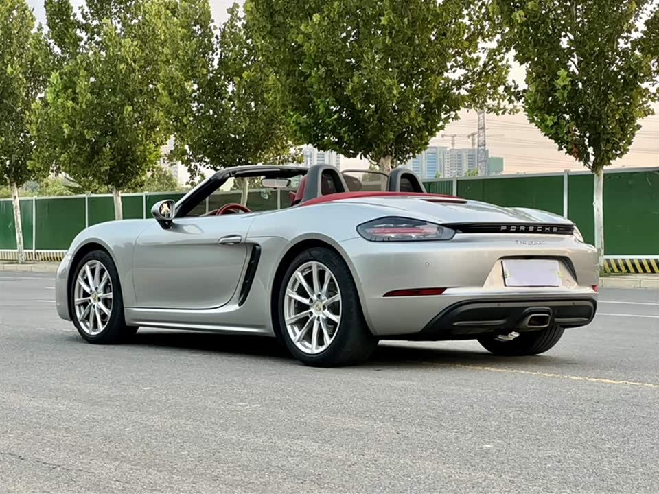Porsche 718