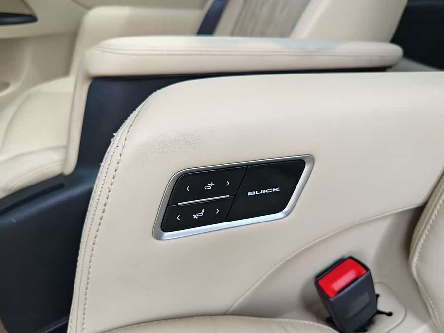 Buick GL8 2022, фото 26