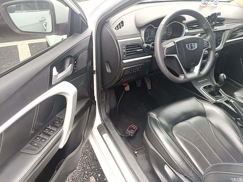Geely Emgrand, 2017 16
