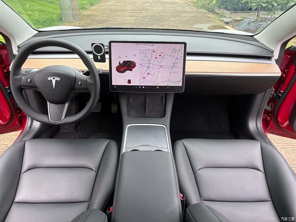 Tesla Model 3, 2021 все фото