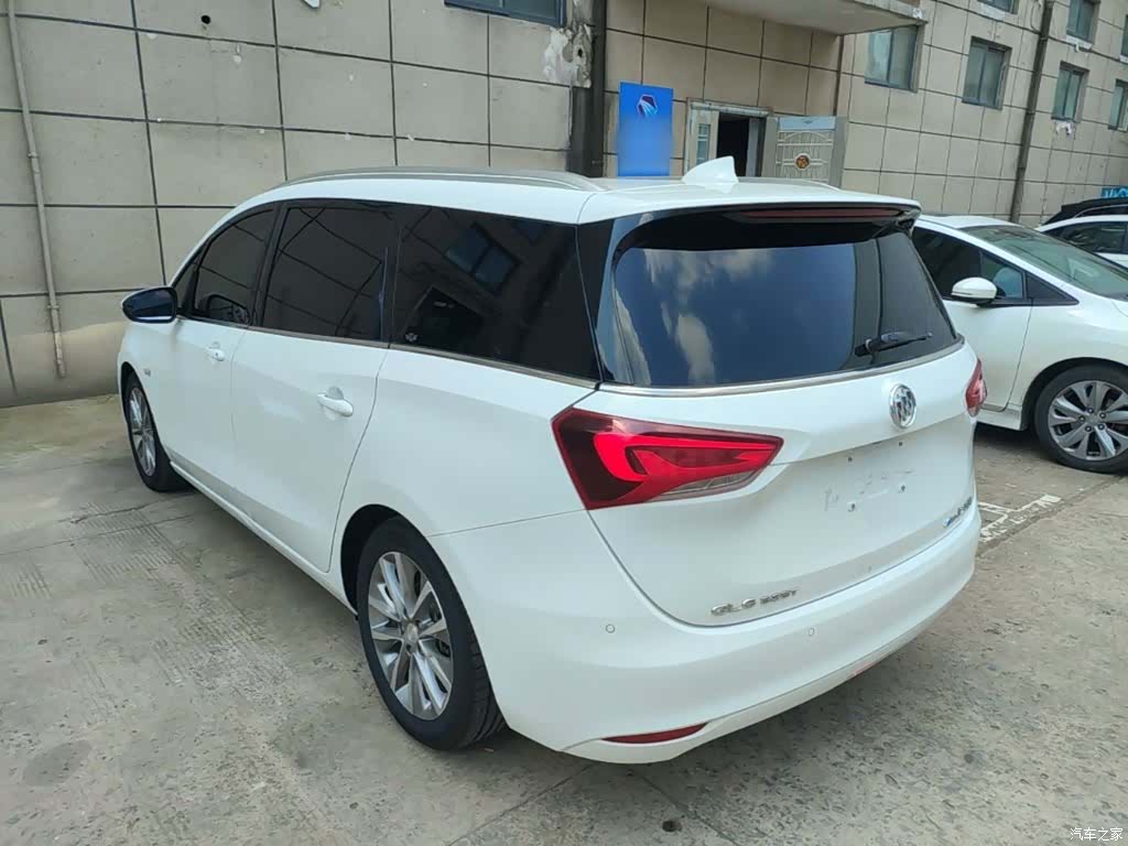 Buick GL6, 2022 все фото