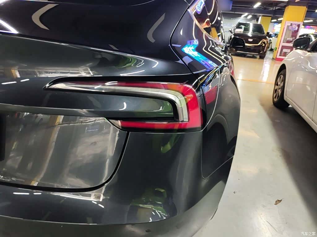 Tesla Model 3, 2024 8
