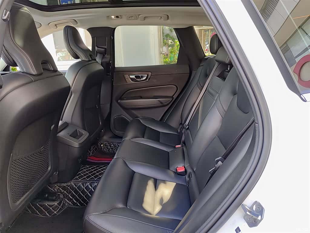 Volvo XC60, 2021 8