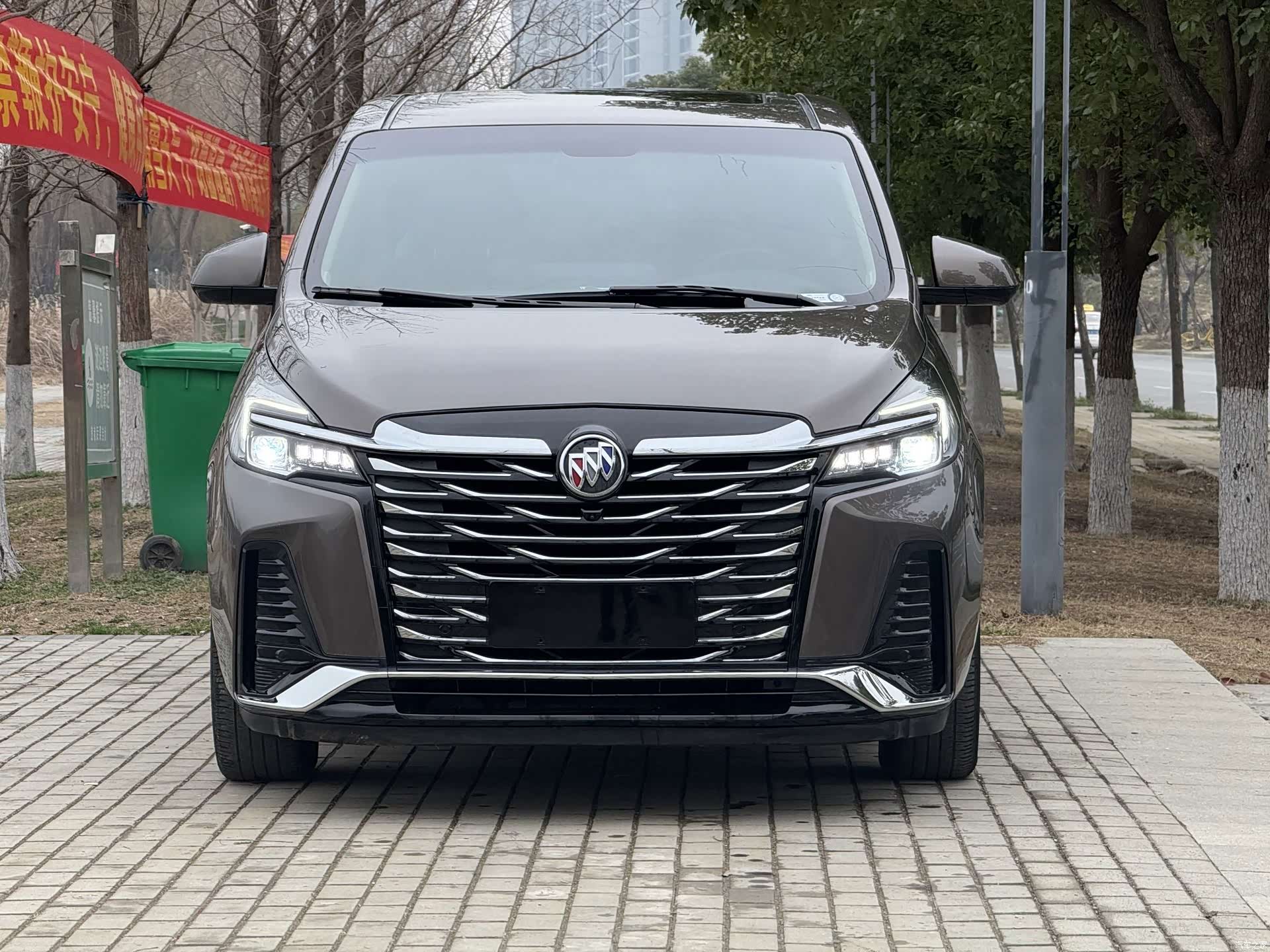 Buick GL8, 2023 3
