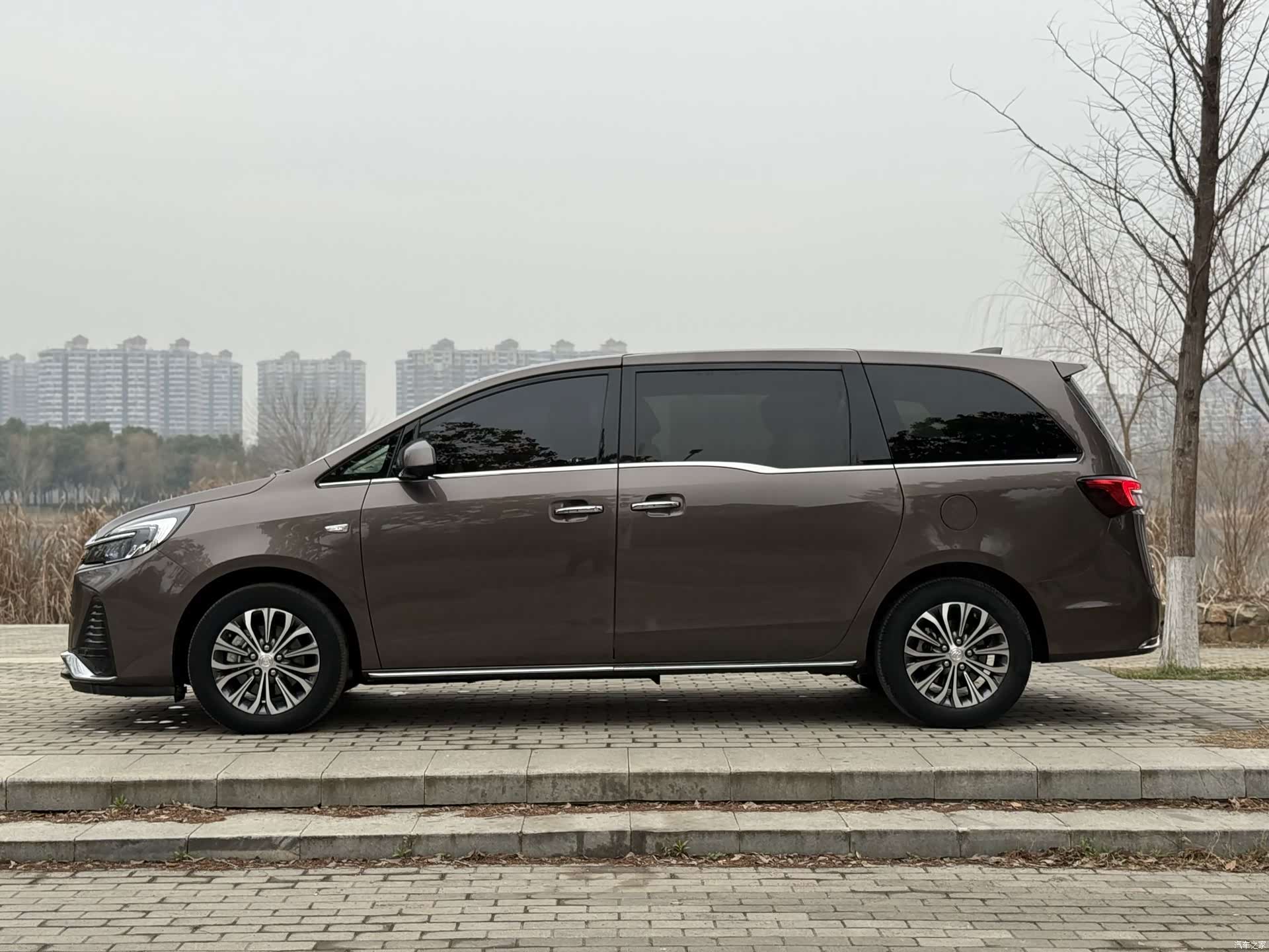 Buick GL8, 2023 15