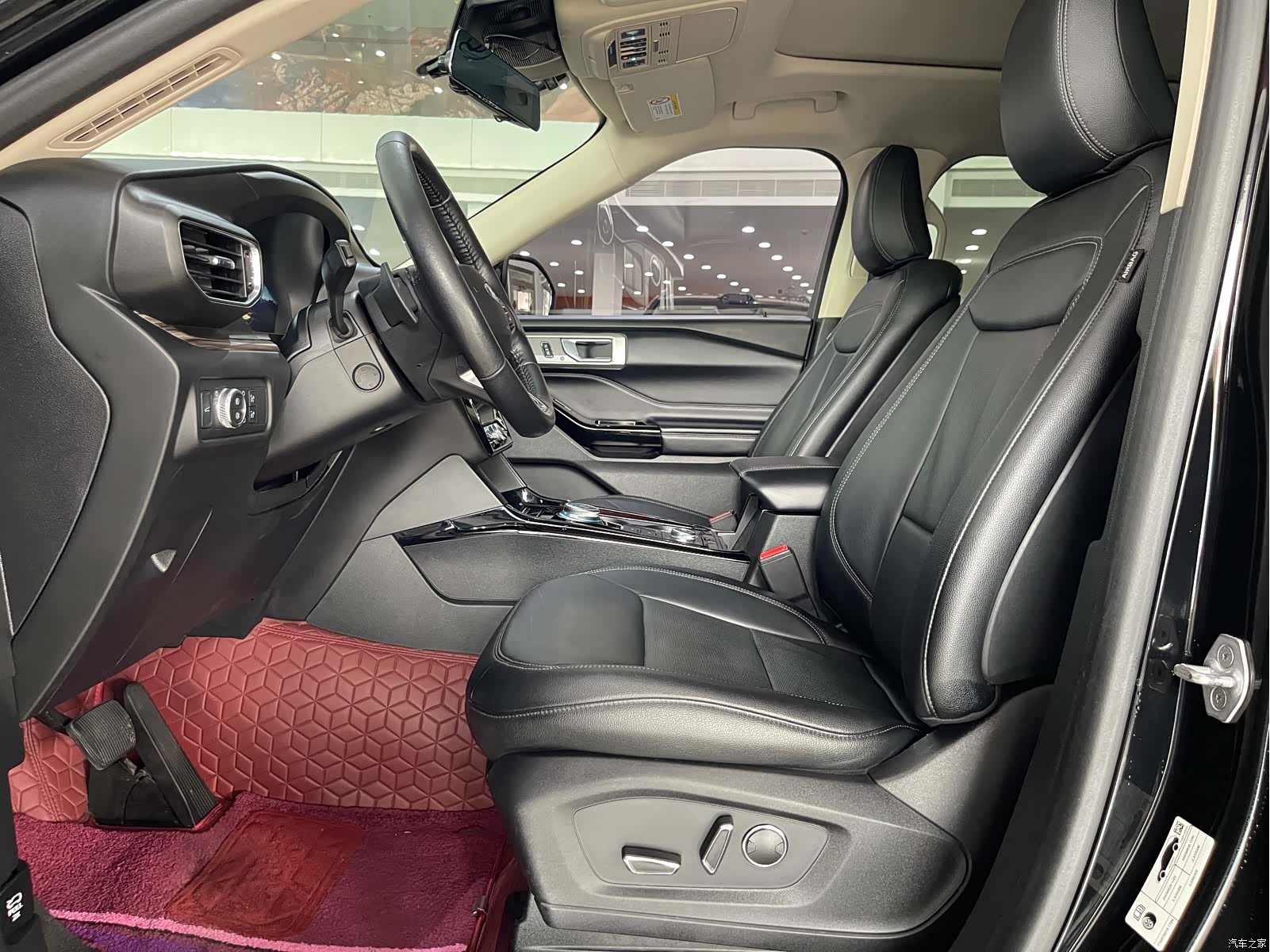 Ford Explorer, 2020 7