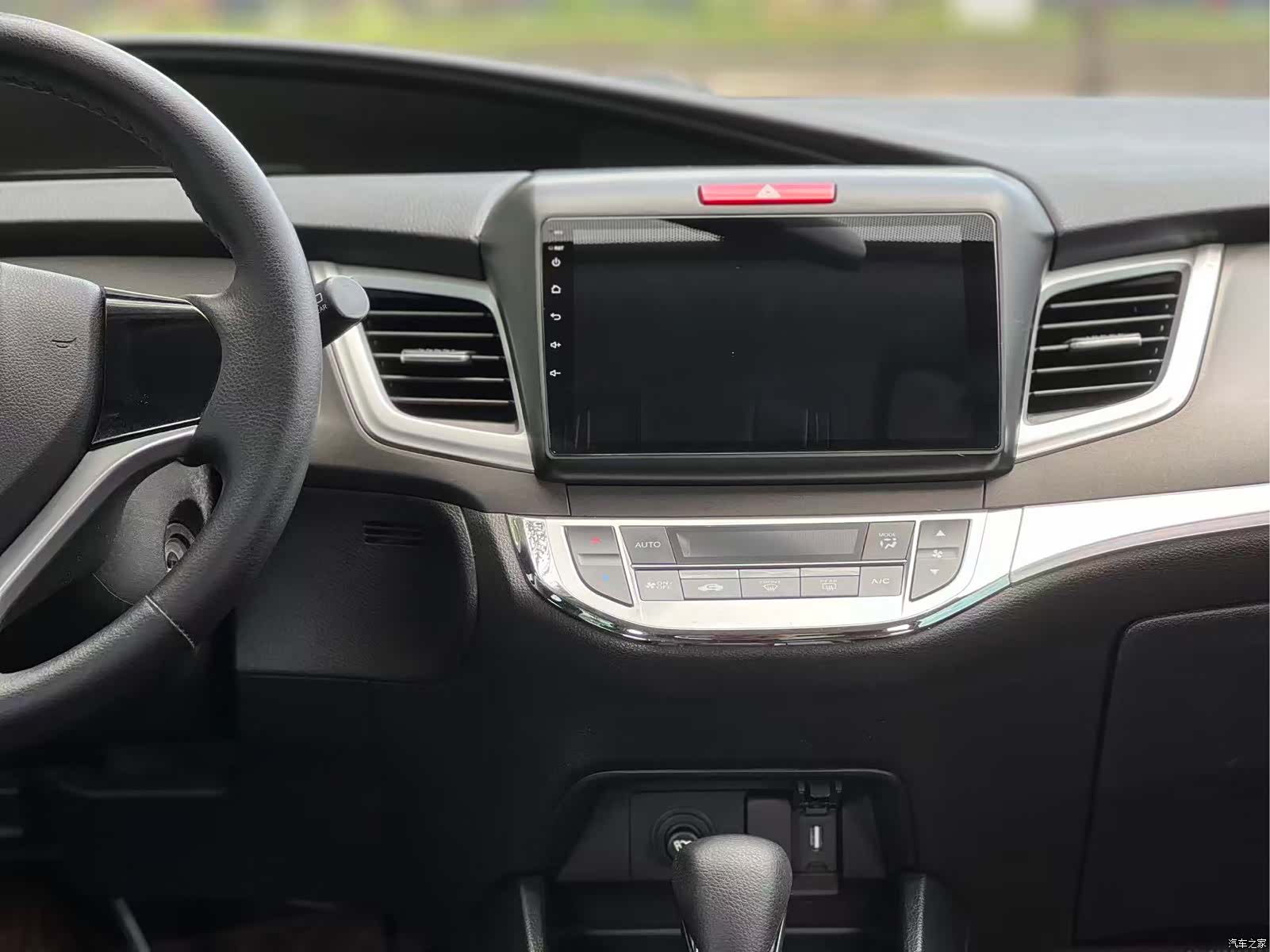 Honda Jade, 2017 13