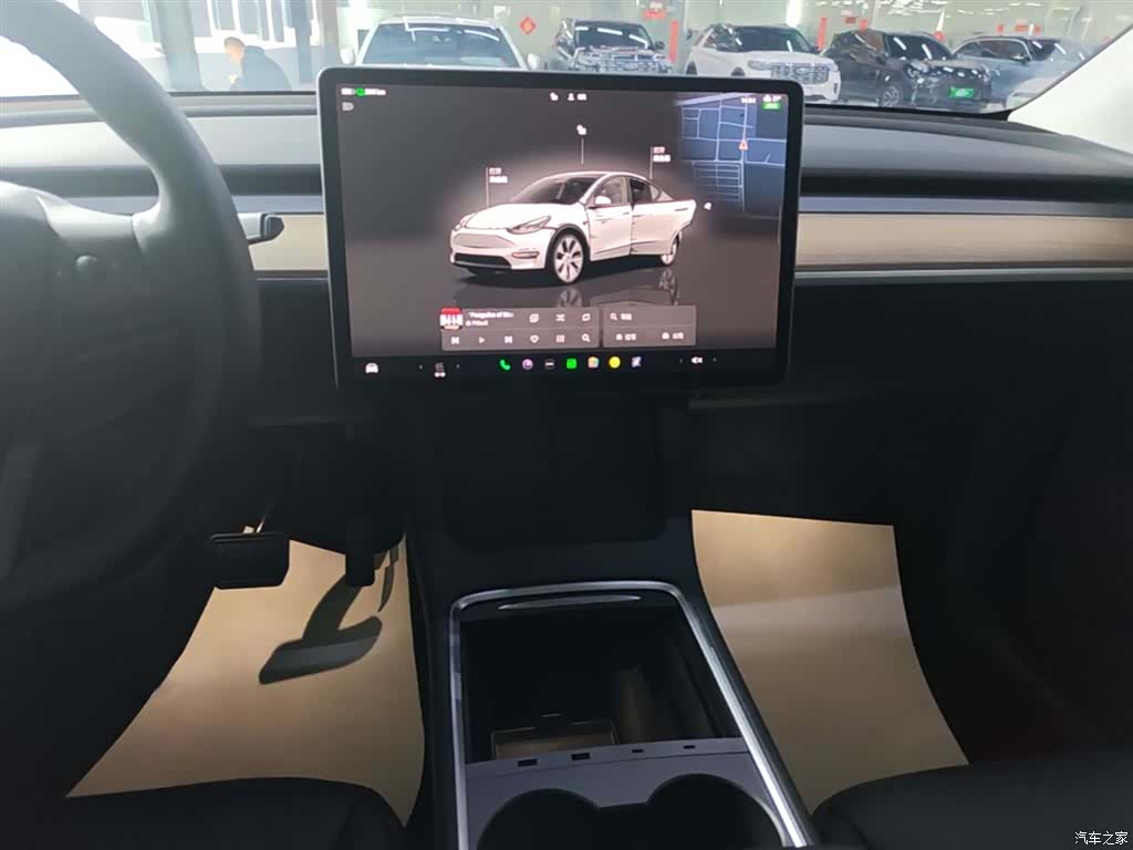 Tesla Model Y, 2023 13