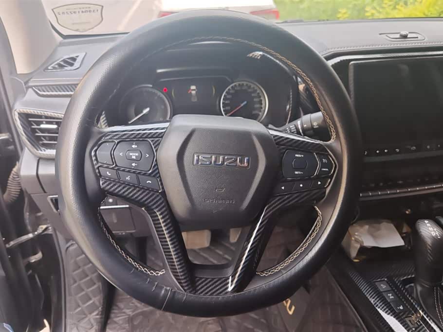 Isuzu D-MAX Isuzu D-MAX