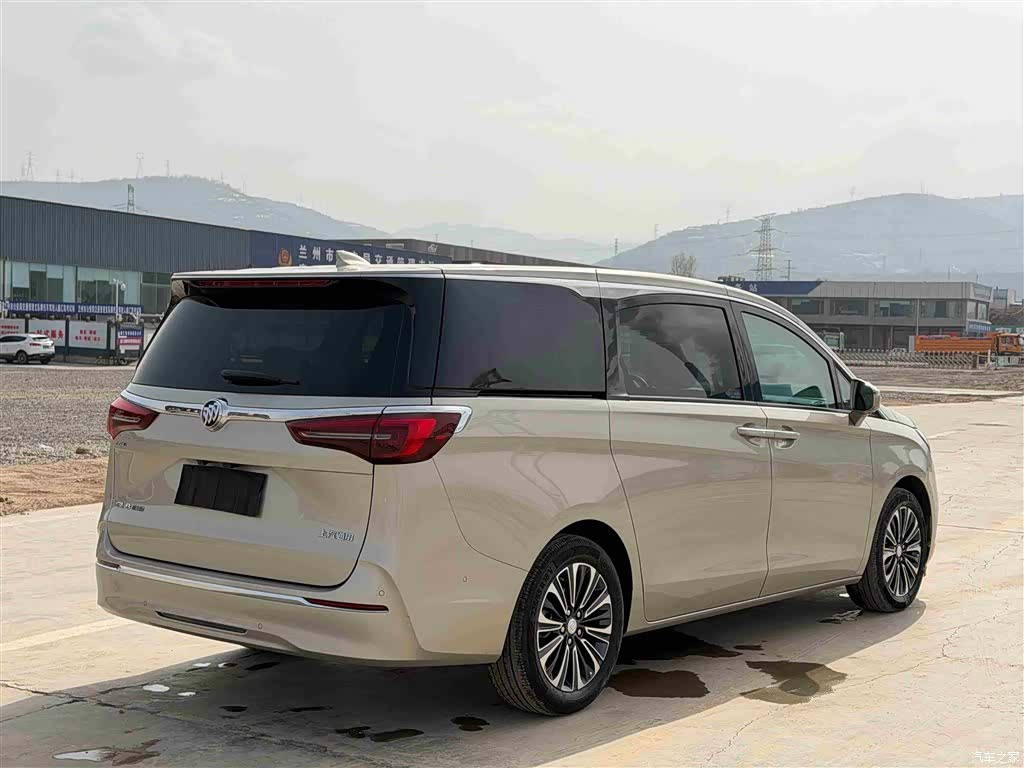 Buick GL8, 2022 4