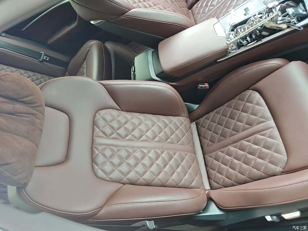 Audi A6L, 2024 25