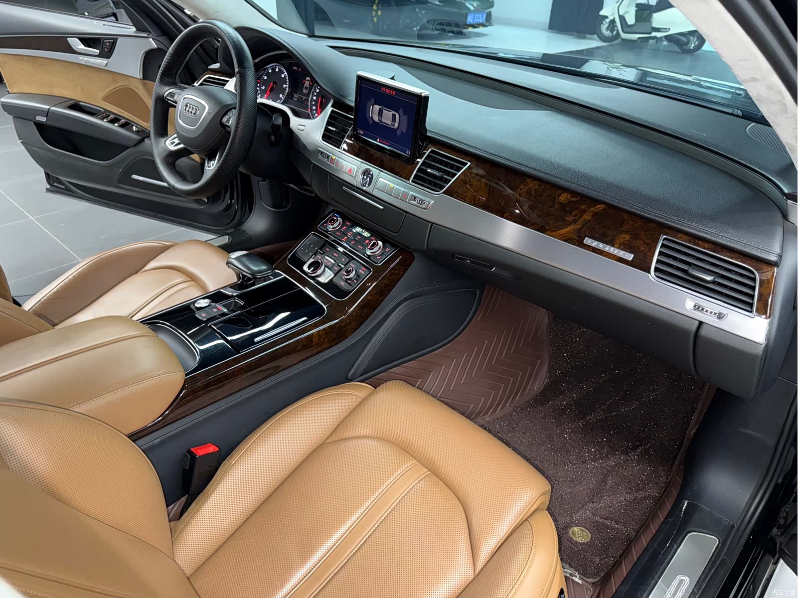 Audi A8L, 2015 9
