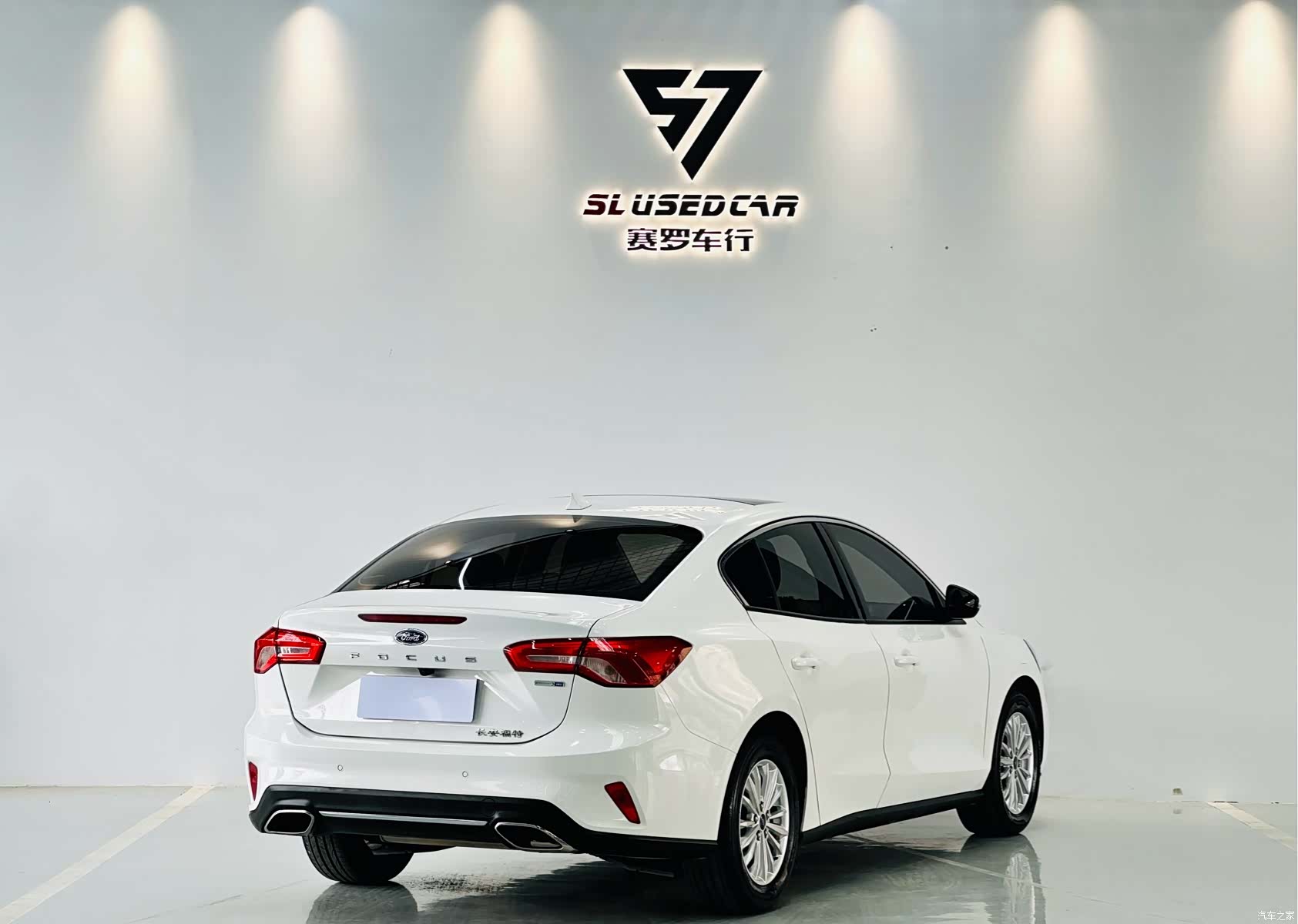 Ford Focus, 2022 9