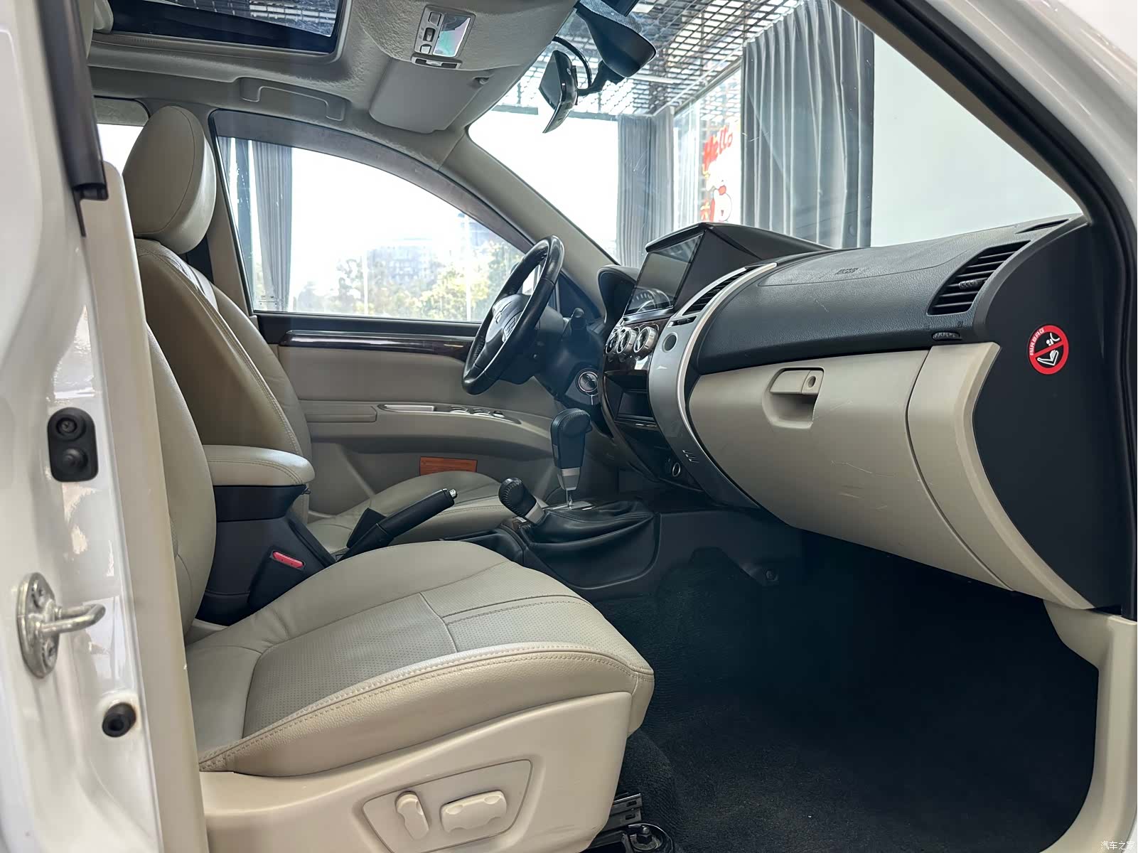 Mitsubishi Pajero, 2017 28