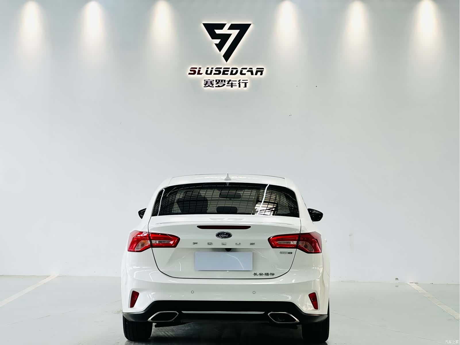 Ford Focus, 2022 8