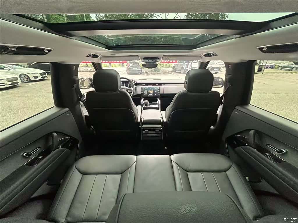 Land Rover Range Rover, 2026 15